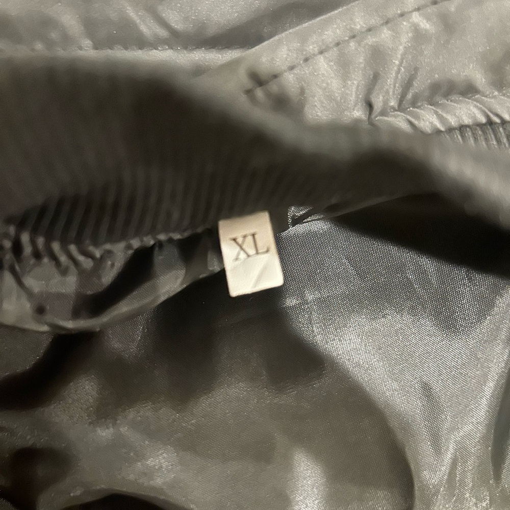 Men's Black Quilted Jacket. New without tags - Picture 3 of 4